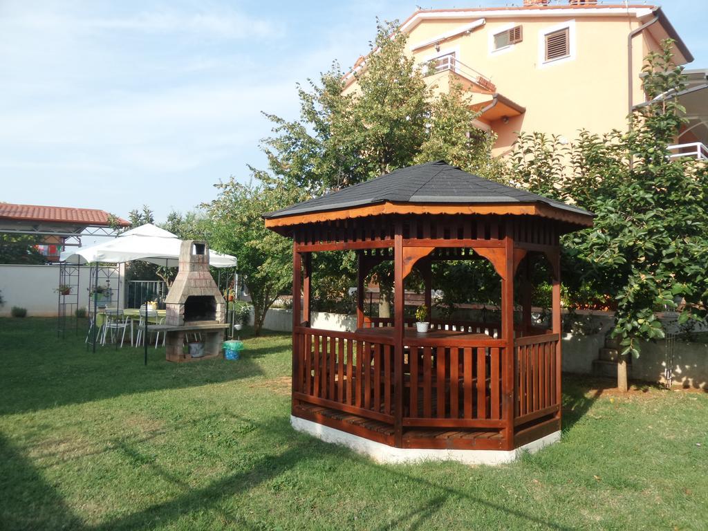 Apartmani Lina Ουμάγκ Εξωτερικό φωτογραφία